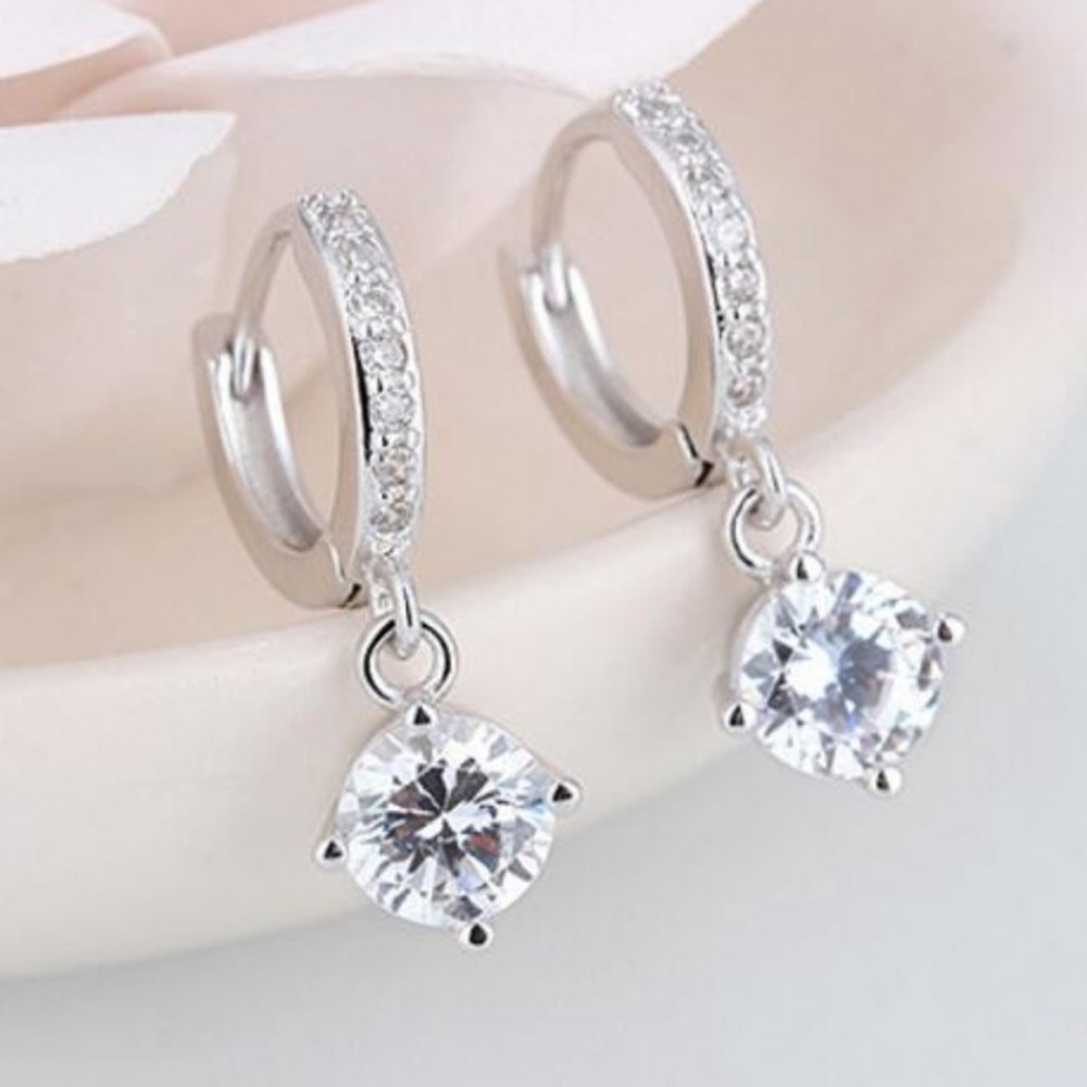 NEW SOLITAIRE DIAMOND DROP SILVER HOOP EARRINGS